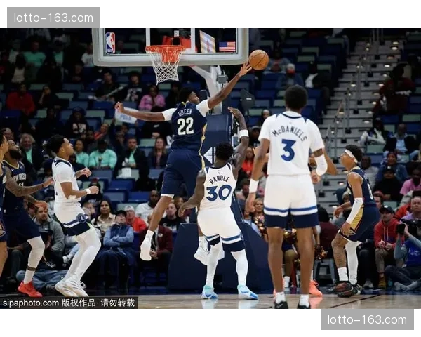 森林狼爱德华兹足部出战成疑 里德替补席14分成内线保障